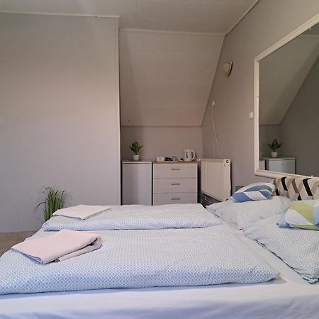 Kisdiofa Panzio Es Vendeglo Bed and Breakfast Vajdácska Εξωτερικό φωτογραφία