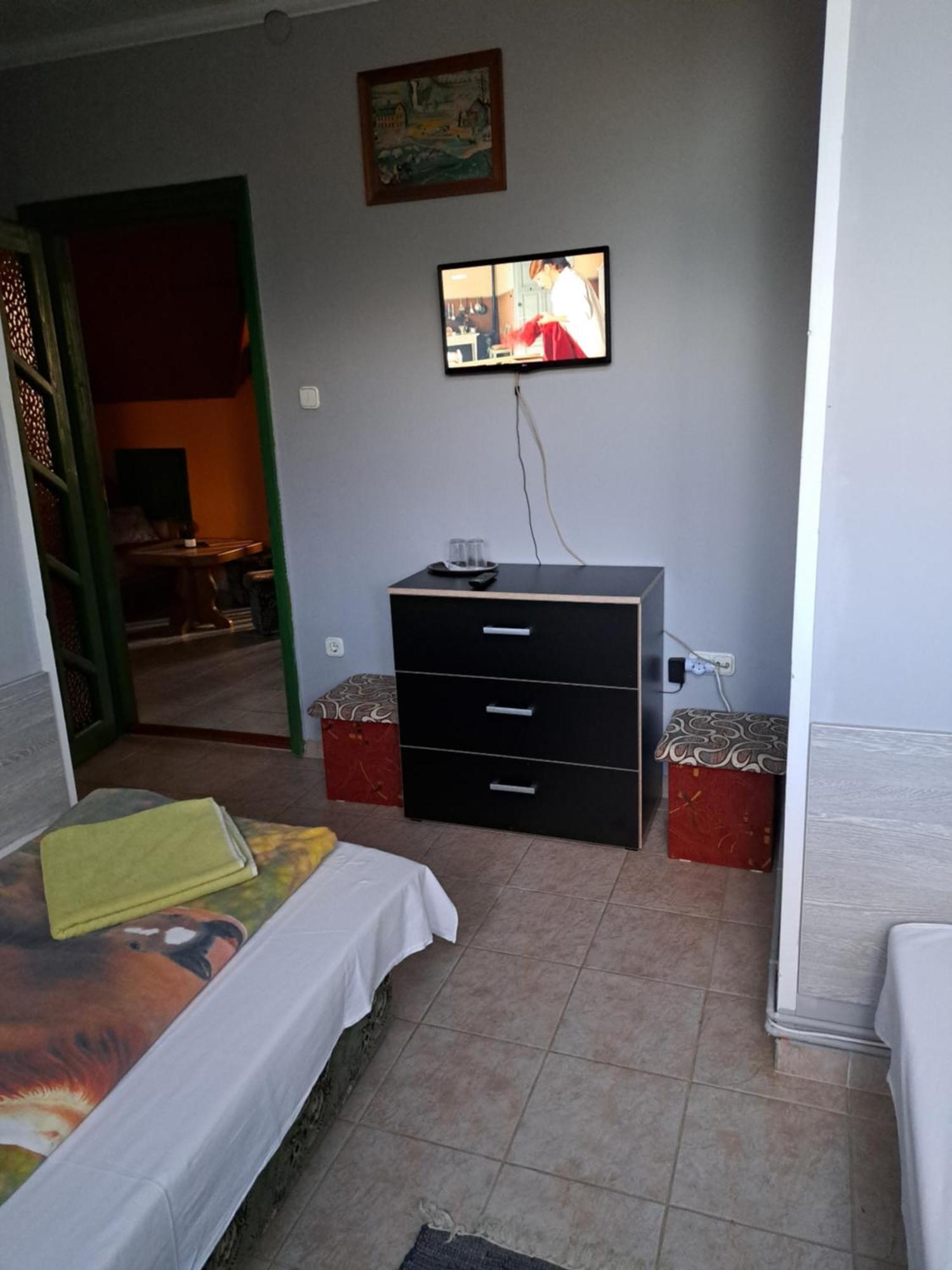 Kisdiofa Panzio Es Vendeglo Bed and Breakfast Vajdácska Εξωτερικό φωτογραφία