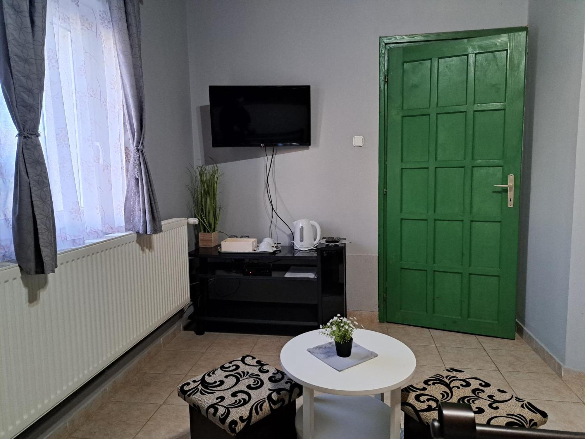 Kisdiofa Panzio Es Vendeglo Bed and Breakfast Vajdácska Εξωτερικό φωτογραφία