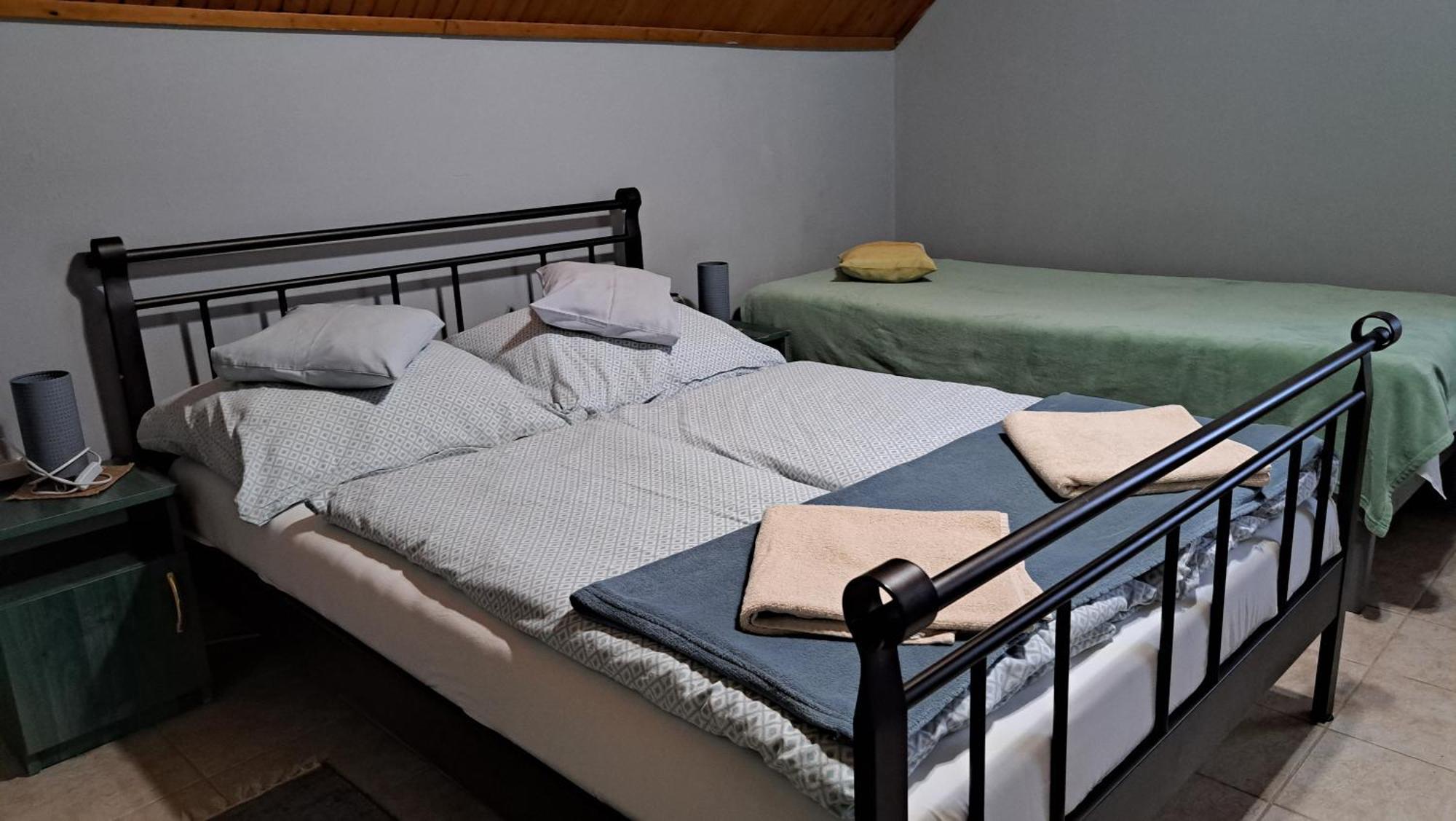 Kisdiofa Panzio Es Vendeglo Bed and Breakfast Vajdácska Εξωτερικό φωτογραφία