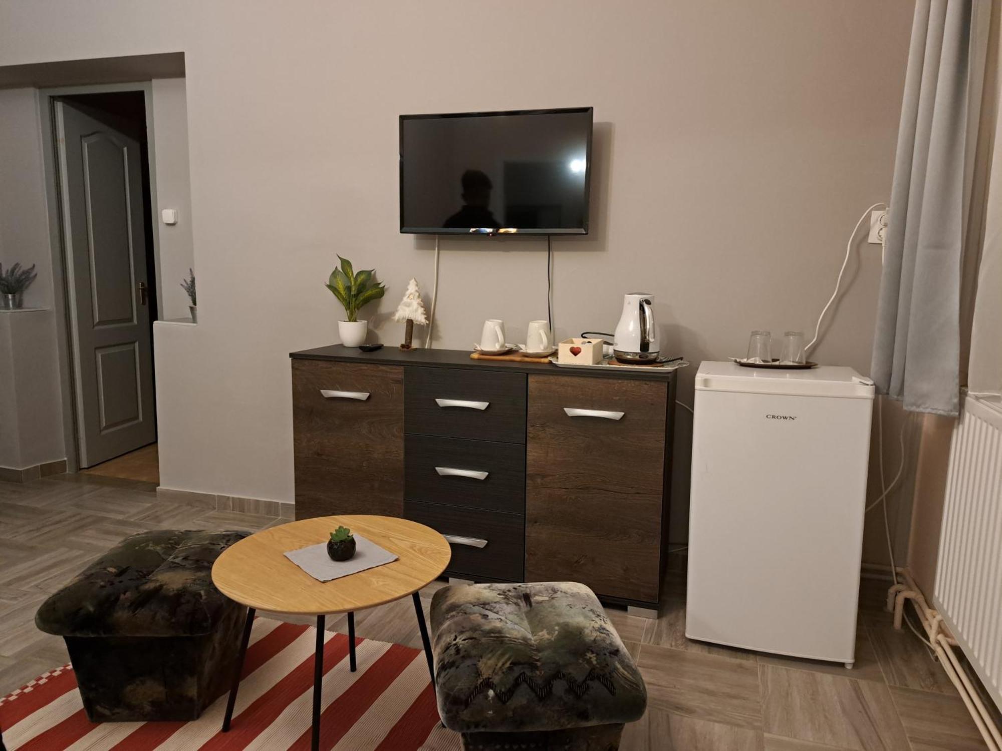 Kisdiofa Panzio Es Vendeglo Bed and Breakfast Vajdácska Εξωτερικό φωτογραφία
