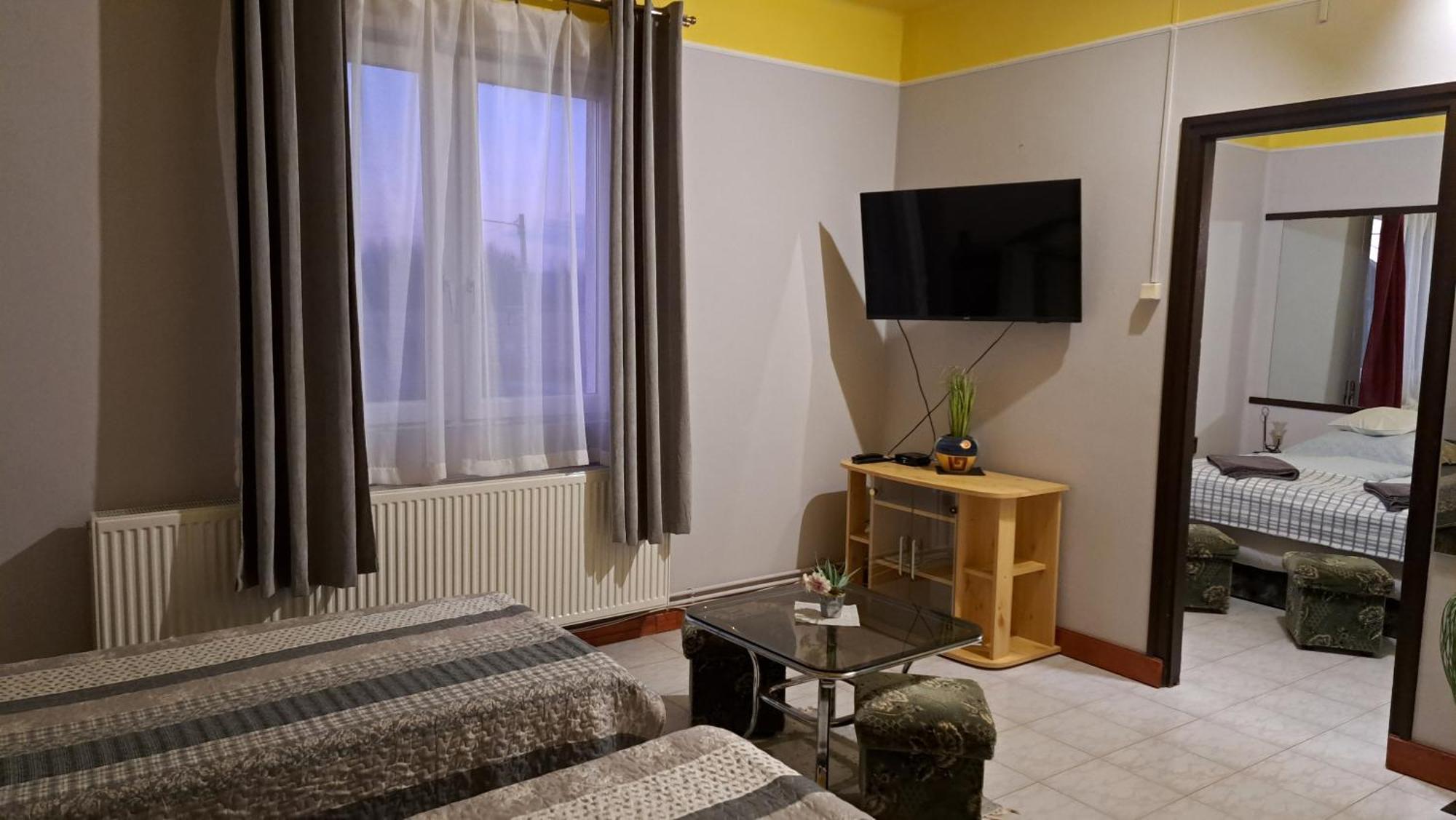 Kisdiofa Panzio Es Vendeglo Bed and Breakfast Vajdácska Εξωτερικό φωτογραφία