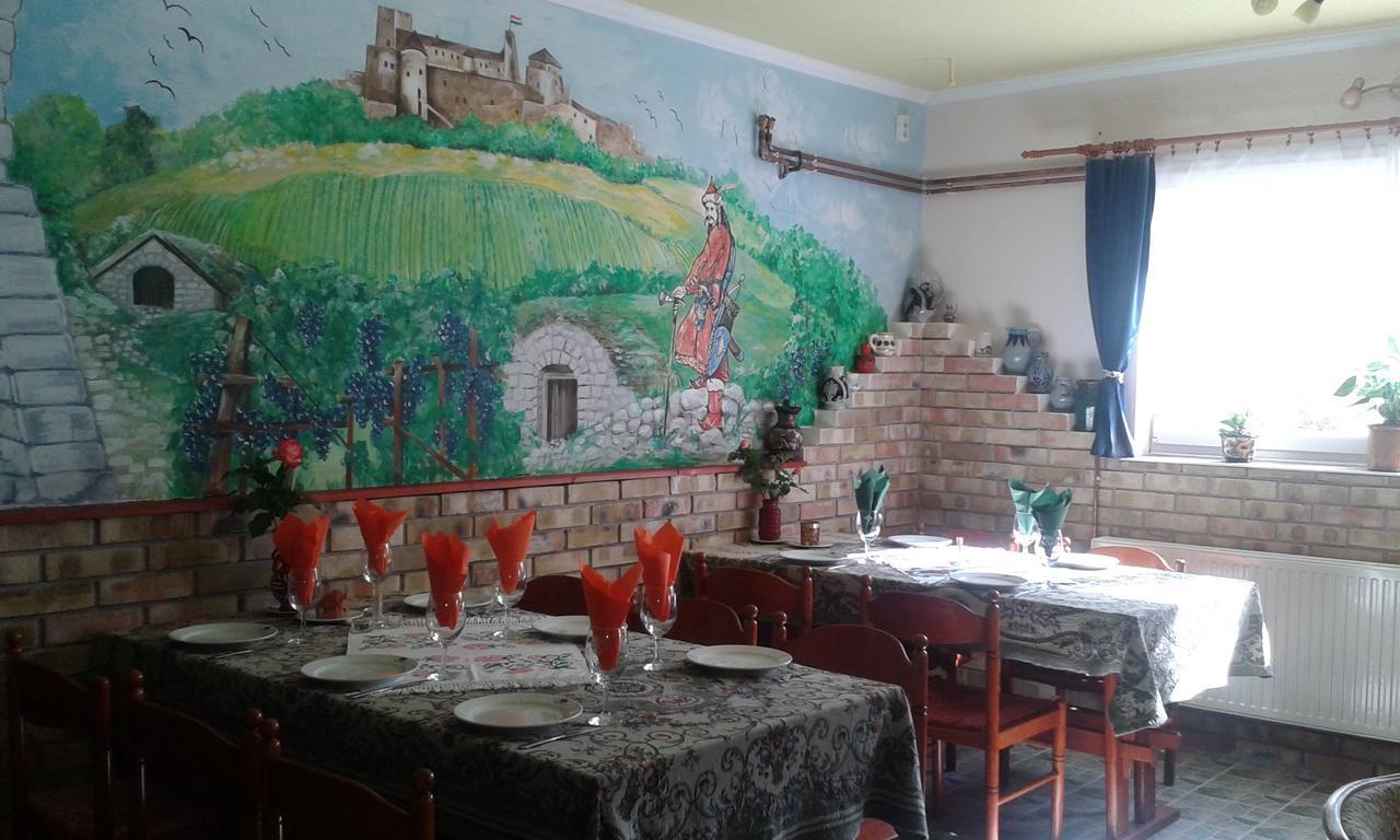 Kisdiofa Panzio Es Vendeglo Bed and Breakfast Vajdácska Εξωτερικό φωτογραφία
